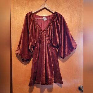 Veveret Rust Velour Bubble Sleeve Mini Dress